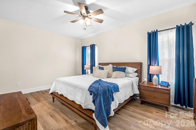 2462 Shoal Road, Crouse, NC 28033