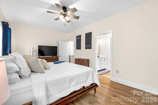 2462 Shoal Road, Crouse, NC 28033