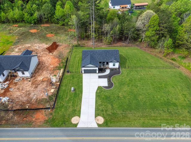 2462 Shoal Road, Crouse, NC 28033