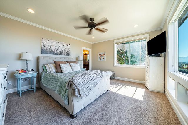 3274 Annapolis Drive, Medford, OR 97504