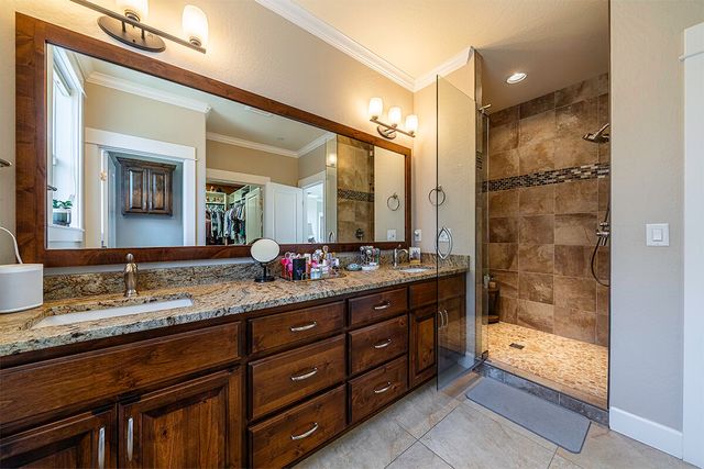 3274 Annapolis Drive, Medford, OR 97504