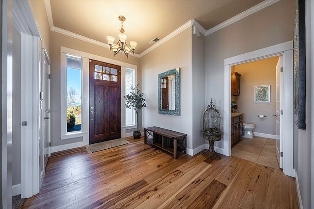 3274 Annapolis Drive, Medford, OR 97504