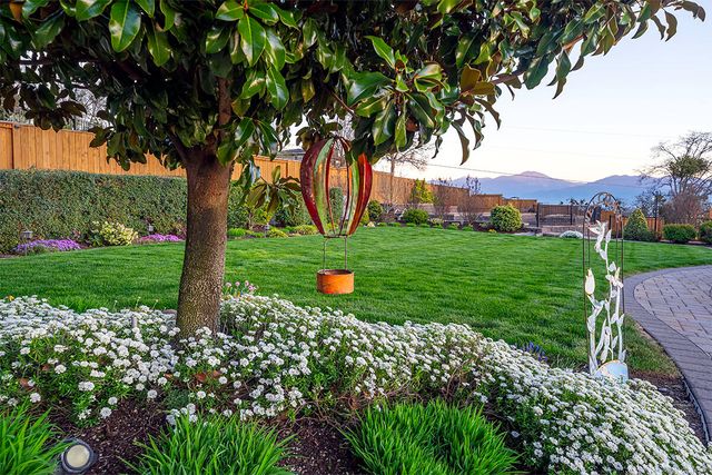 3274 Annapolis Drive, Medford, OR 97504