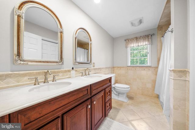2 ALDWORTH CT, Medford, NJ 08055