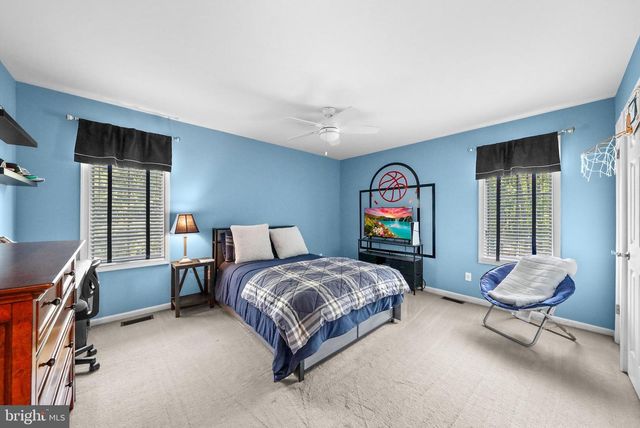 2 ALDWORTH CT, Medford, NJ 08055