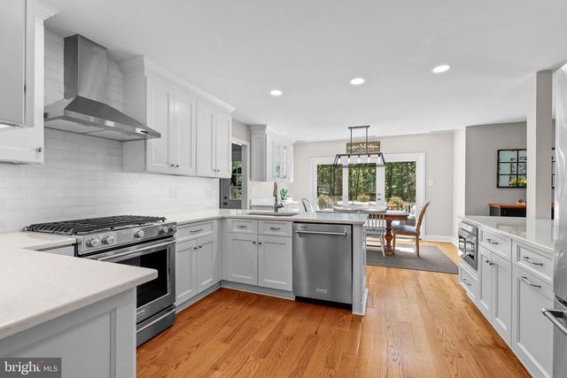 2 ALDWORTH CT, Medford, NJ 08055