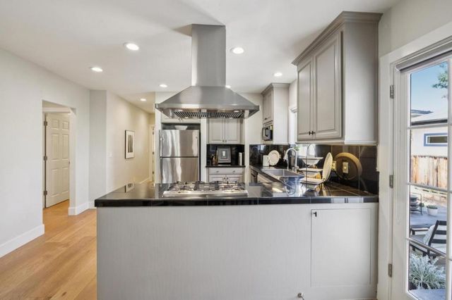 559 S Taaffe Street, Sunnyvale, CA 94086