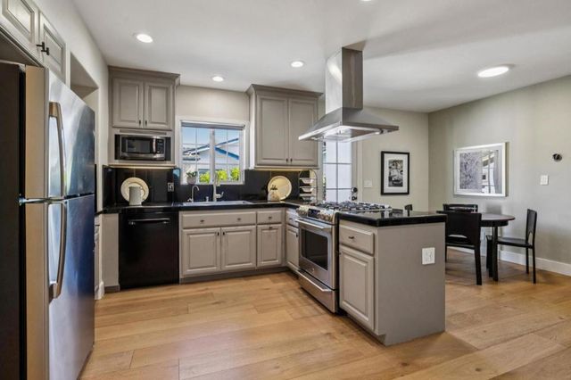 559 S Taaffe Street, Sunnyvale, CA 94086