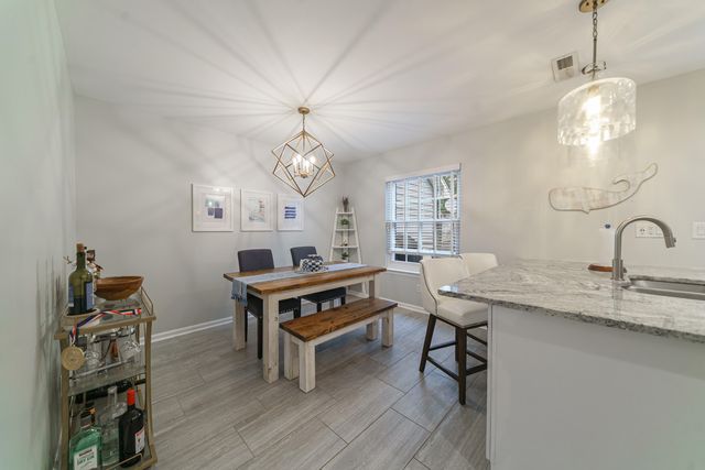 1720 Deer Path Drive, Mount Pleasant, SC 29464