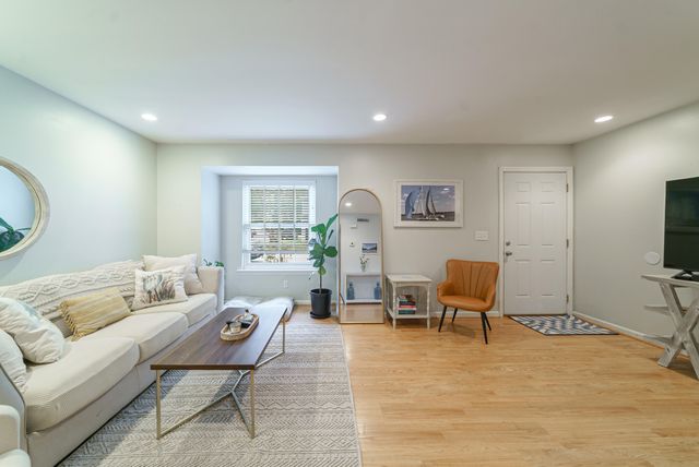 1720 Deer Path Drive, Mount Pleasant, SC 29464