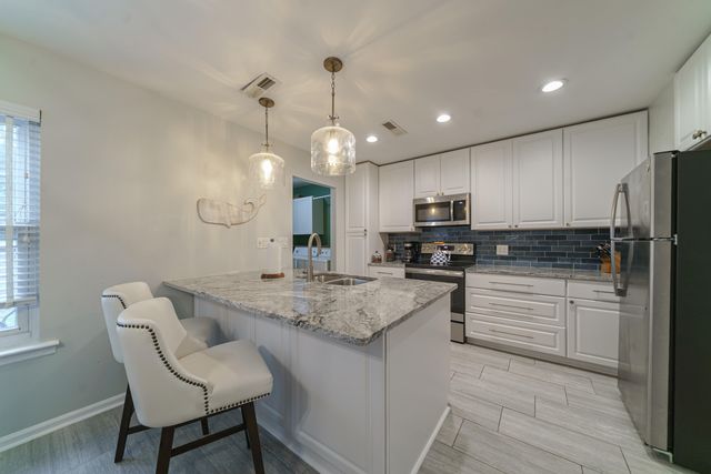 1720 Deer Path Drive, Mount Pleasant, SC 29464