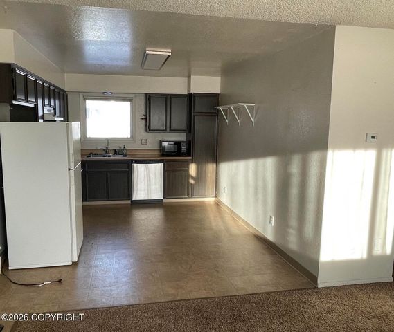 8621 Molanary Drive, Anchorage, AK 99502