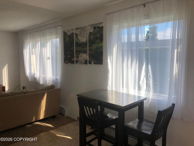 8621 Molanary Drive, Anchorage, AK 99502