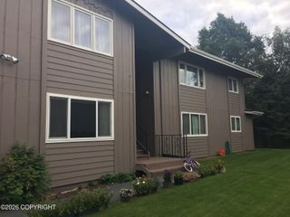 8621 Molanary Drive, Anchorage, AK 99502