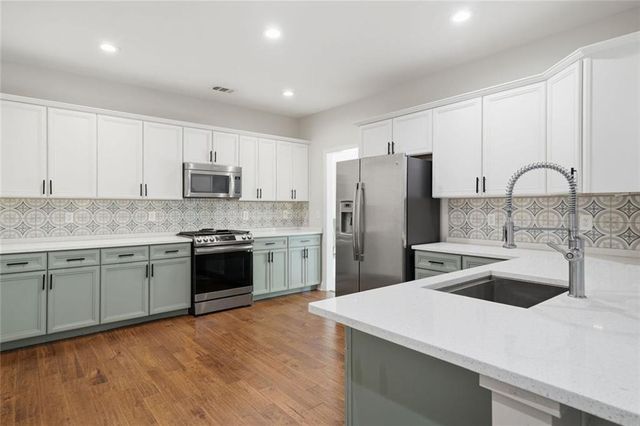 815 Freedom Lane, Roswell, GA 30075