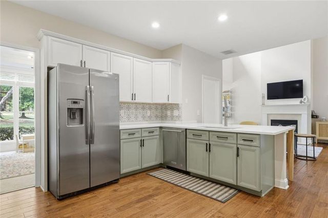 815 Freedom Lane, Roswell, GA 30075