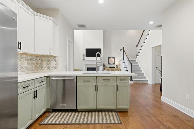 815 Freedom Lane, Roswell, GA 30075