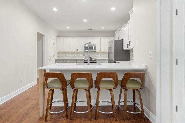 815 Freedom Lane, Roswell, GA 30075