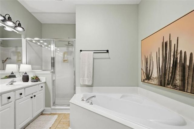 815 Freedom Lane, Roswell, GA 30075