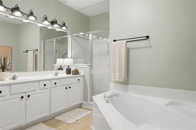 815 Freedom Lane, Roswell, GA 30075