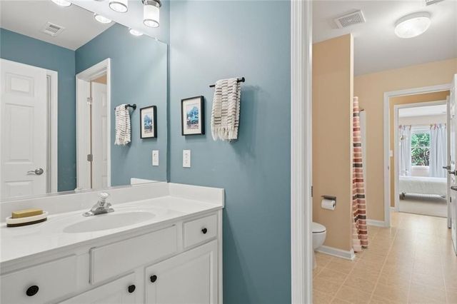 815 Freedom Lane, Roswell, GA 30075