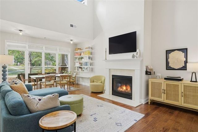 815 Freedom Lane, Roswell, GA 30075