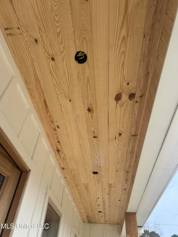 2321 N Pine Lea Drive, Jackson, MS 39209