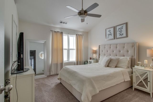 404 W Mill Dr, Nashville, TN 37209