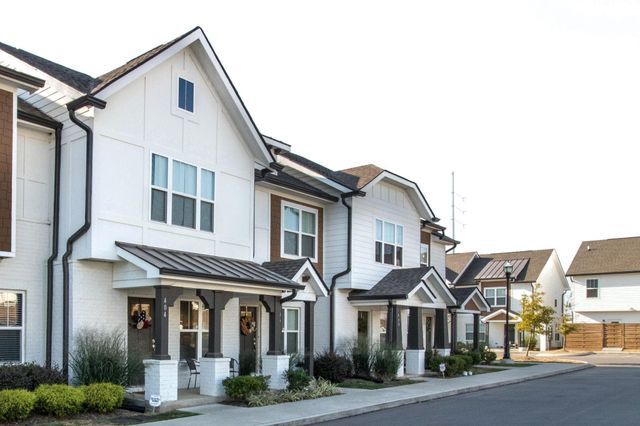 404 W Mill Dr, Nashville, TN 37209