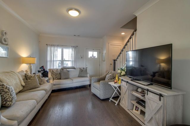 404 W Mill Dr, Nashville, TN 37209