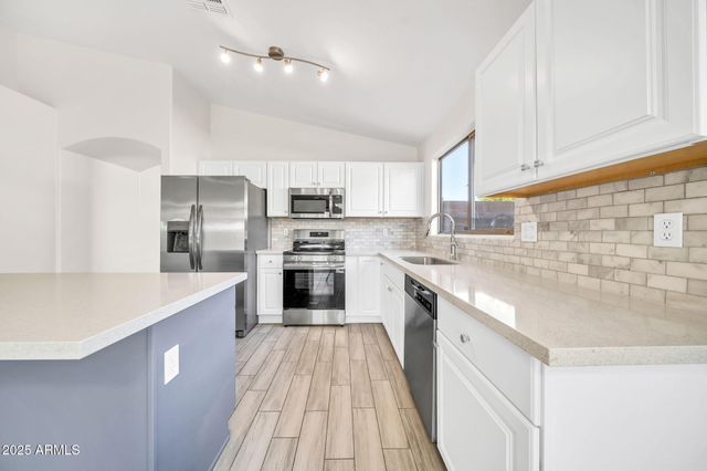 16343 N OACHS Drive, Surprise, AZ 85374