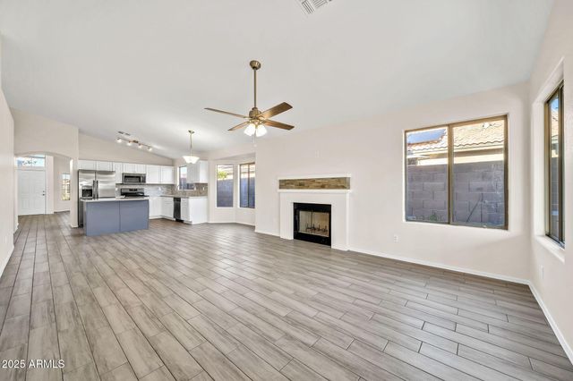 16343 N OACHS Drive, Surprise, AZ 85374