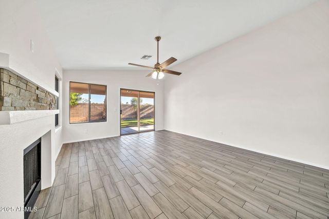 16343 N OACHS Drive, Surprise, AZ 85374