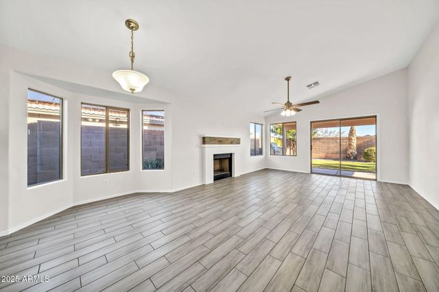 16343 N OACHS Drive, Surprise, AZ 85374