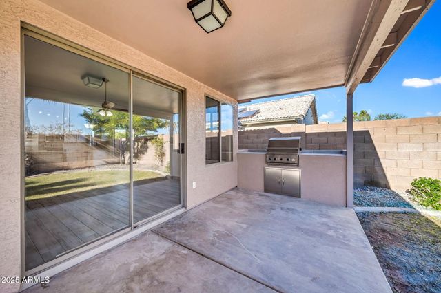 16343 N OACHS Drive, Surprise, AZ 85374