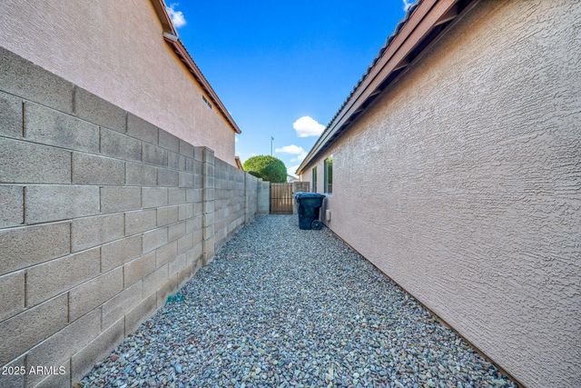 16343 N OACHS Drive, Surprise, AZ 85374