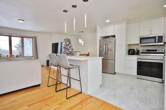 1065 Dolsontown Road, Middletown, NY 10940