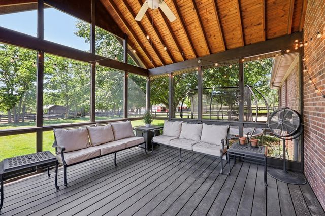 1300 Troy Road, Wilmore, KY 40390