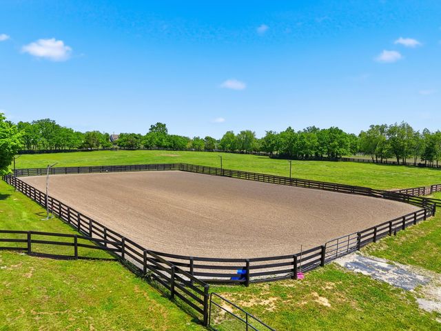 1300 Troy Road, Wilmore, KY 40390