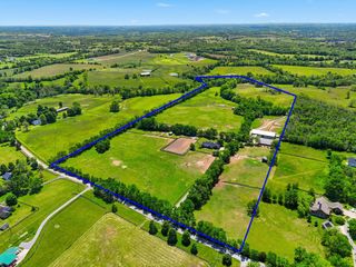 1300 Troy Road, Wilmore, KY 40390