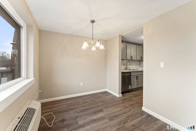 126 Triangle Street APT B51, Danbury, CT 06810