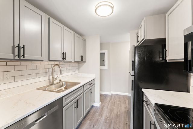 126 Triangle Street APT B51, Danbury, CT 06810