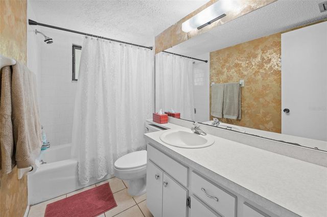 1555 TARPON CENTER DRIVE 156, Venice, FL 34285