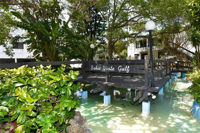 1555 TARPON CENTER DRIVE 156, Venice, FL 34285