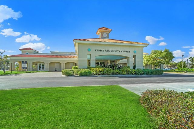 1555 TARPON CENTER DRIVE 156, Venice, FL 34285