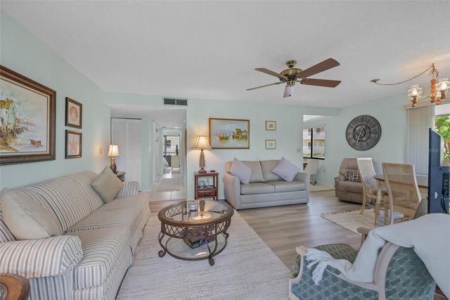 1555 TARPON CENTER DRIVE 156, Venice, FL 34285