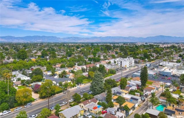 17419 Cohasset, Lake Balboa, CA 91406