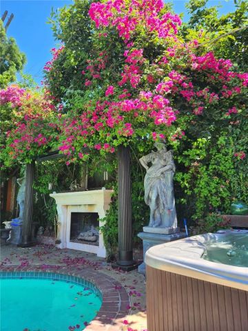 17419 Cohasset, Lake Balboa, CA 91406