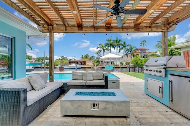 2291 SE 15th Street, Pompano Beach, FL 33062