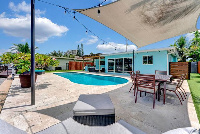 2291 SE 15th Street, Pompano Beach, FL 33062